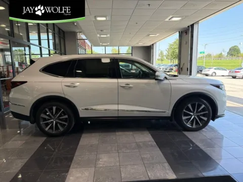 White 2025 Acura MDX Technology Package for sale in Kansas City, MO