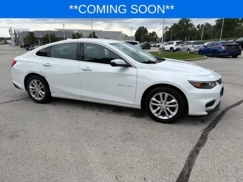 More photos of 2017 Chevrolet Malibu LT at Jay Wolfe Toyota, MO