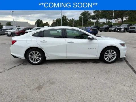More photos of 2017 Chevrolet Malibu LT at Jay Wolfe Toyota, MO