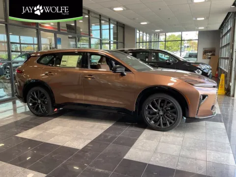 Brown 2026 Toyota Crown Signia Limited for sale in Kansas City, MO