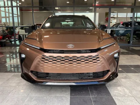 Photos of 2026 Toyota Crown Signia Limited for sale in Kansas City, MO at Jay Wolfe Toyota