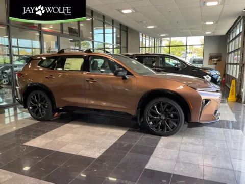 Brown 2026 Toyota Crown Signia Limited for sale in Kansas City, MO