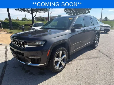 Gray 2022 Jeep Grand Cherokee L Limited for sale in Kansas City, MO