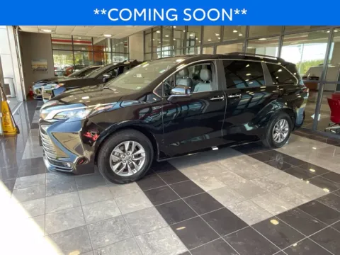 Another view of 2025 Toyota Sienna XLE for sale in Kansas City, MO at Jay Wolfe Toyota