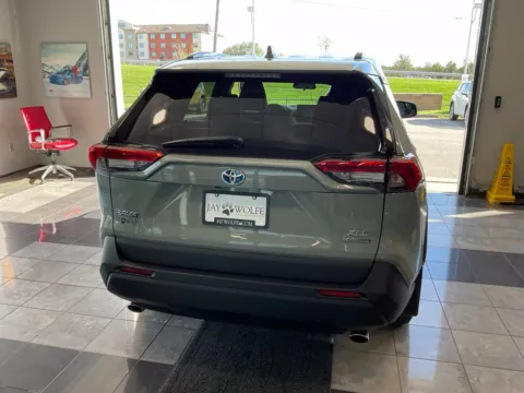More photos of 2022 Toyota RAV4 Hybrid XLE at Jay Wolfe Toyota, MO