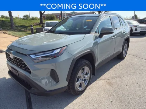 Gray 2022 Toyota RAV4 Hybrid XLE for sale in Kansas City, MO