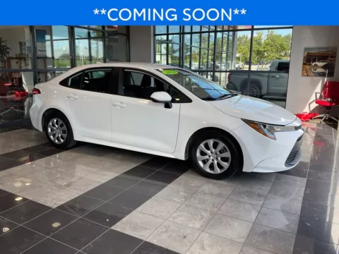 White 2024 Toyota Corolla LE for sale in Kansas City, MO