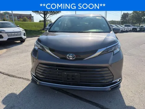 Photos of 2023 Toyota Sienna Limited for sale in Kansas City, MO at Jay Wolfe Toyota