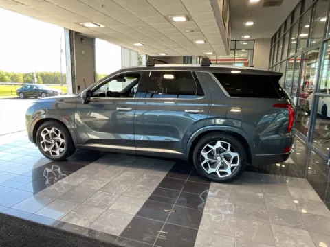 More photos of 2022 Hyundai Palisade Calligraphy at Jay Wolfe Toyota, MO