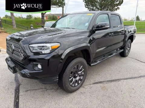 Black 2023 Toyota Tacoma Limited for sale in Kansas City, MO