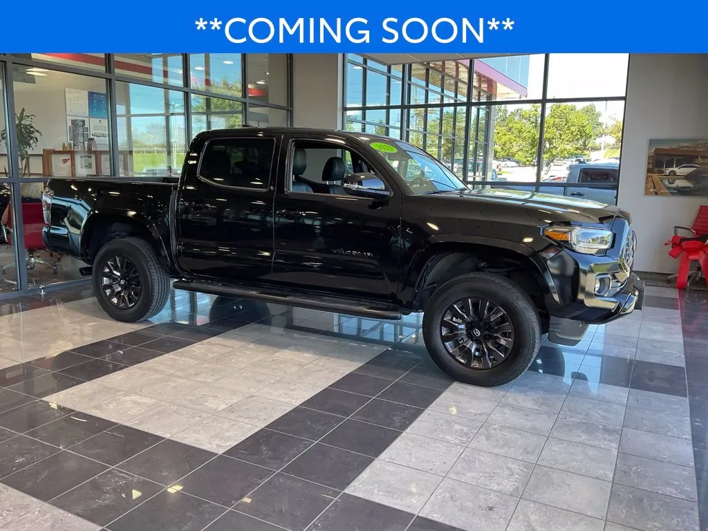 Black 2023 Toyota Tacoma Limited for sale in Kansas City, MO