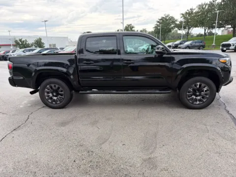 More photos of 2023 Toyota Tacoma Limited at Jay Wolfe Toyota, MO