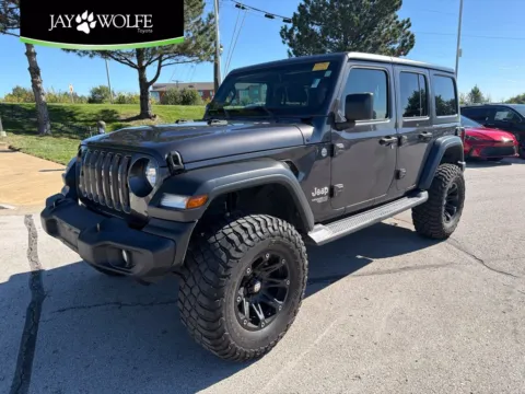 Gray 2019 Jeep Wrangler Unlimited Sport S for sale in Kansas City, MO