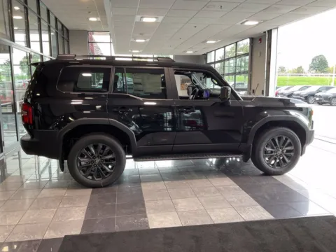 More photos of 2027 Toyota Land Cruiser at Jay Wolfe Toyota, MO