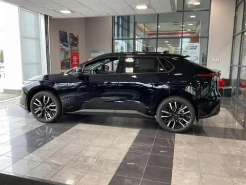 More photos of 2027 Toyota bZ Limited at Jay Wolfe Toyota, MO