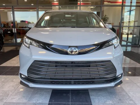 Photos of 2026 Toyota Sienna Woodland Edition for sale in Kansas City, MO at Jay Wolfe Toyota