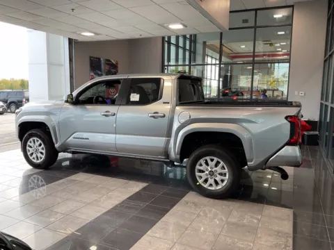 More photos of 2026 Toyota Tacoma SR5 at Jay Wolfe Toyota, MO