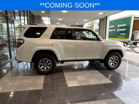 More photos of 2017 Toyota 4Runner TRD Off-Road at Jay Wolfe Toyota, MO