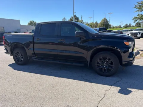 More photos of 2024 Chevrolet Silverado 1500 Custom at Jay Wolfe Toyota, MO