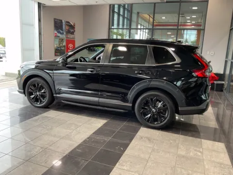 More photos of 2023 Honda CR-V Hybrid Sport Touring at Jay Wolfe Toyota, MO
