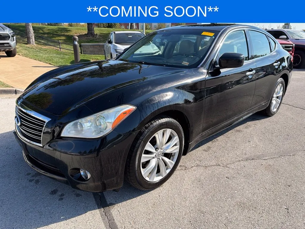 Black 2011 INFINITI M37 X for sale in Kansas City, MO