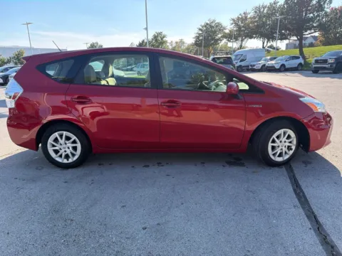 More photos of 2014 Toyota Prius v Two at Jay Wolfe Toyota, MO