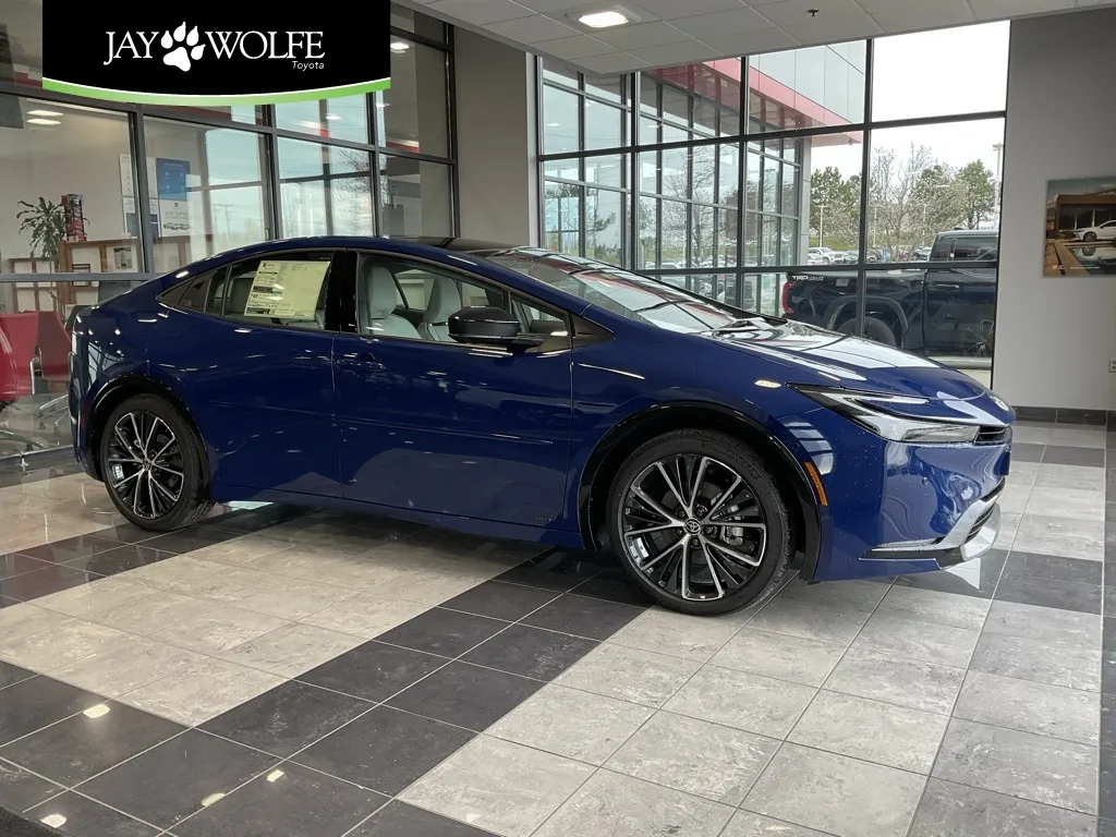 2025 Toyota Prius Limited for sale in Kansas City, MO