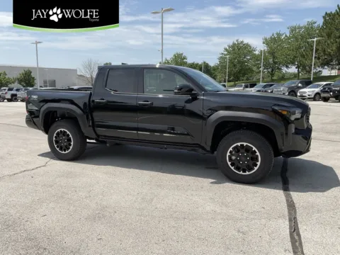 Black 2025 Toyota Tacoma TRD Off-Road for sale in Kansas City, MO