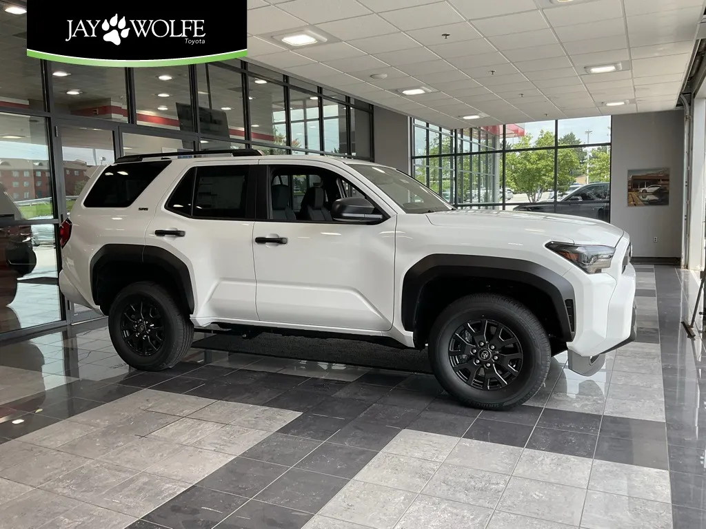 White 2025 Toyota 4Runner SR5 for sale in Kansas City, MO