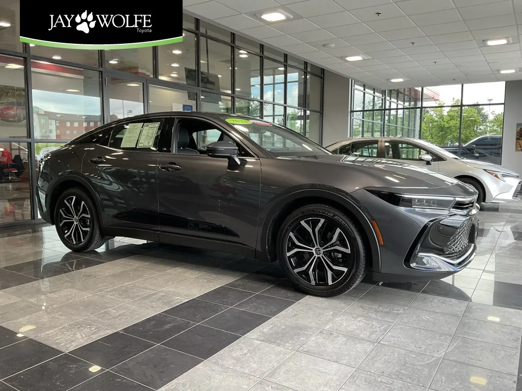 2023 Toyota Crown Limited for sale in Kansas City, MO