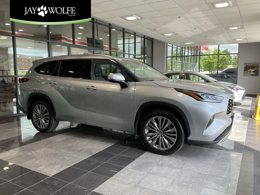 2021 Toyota Highlander Platinum for sale in Kansas City, MO
