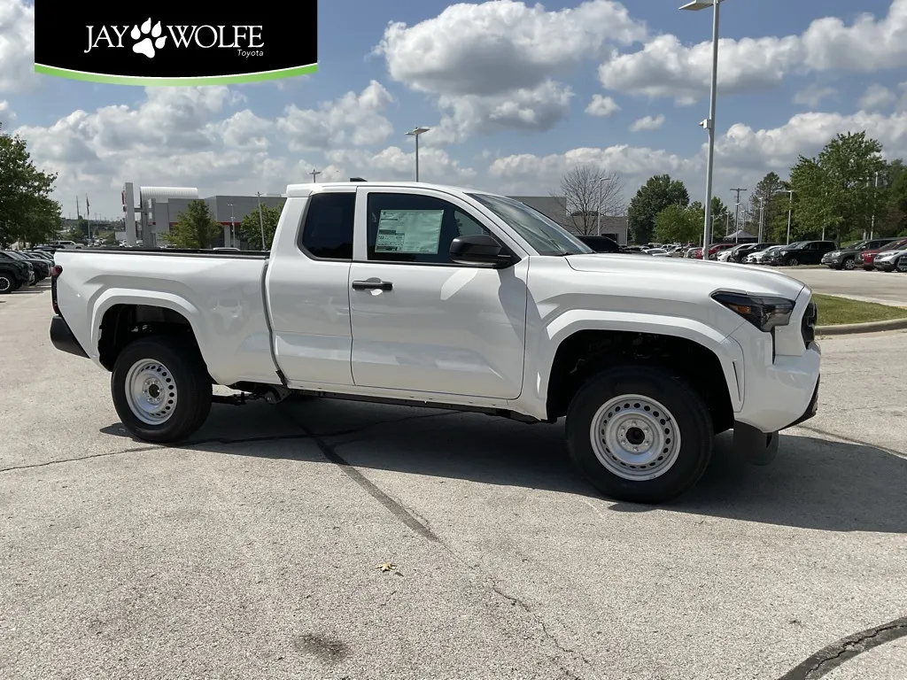 White 2025 Toyota Tacoma SR for sale in Kansas City, MO