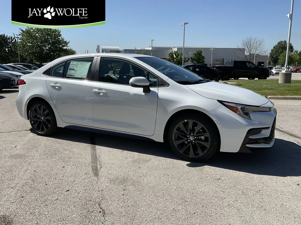 Unknown 2025 Toyota Corolla SE for sale in Kansas City, MO