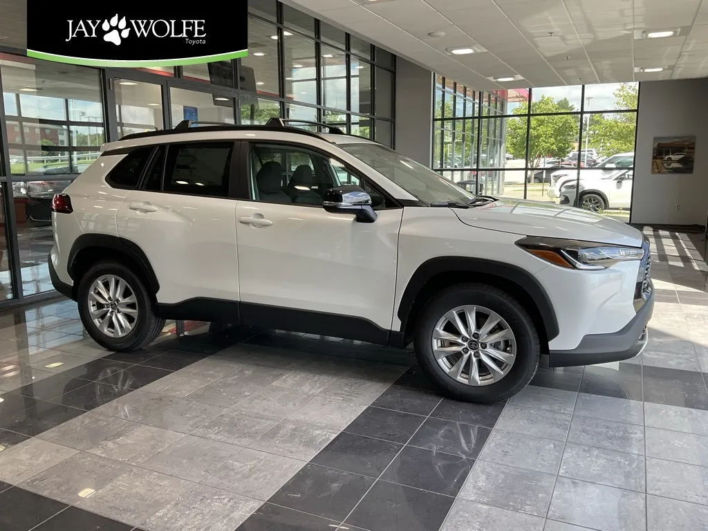 2025 Toyota Corolla Cross LE for sale in Kansas City, MO