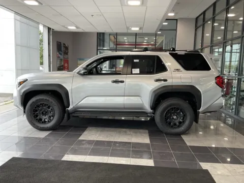More photos of 2025 Toyota 4Runner TRD Off-Road Premium at Jay Wolfe Toyota, MO
