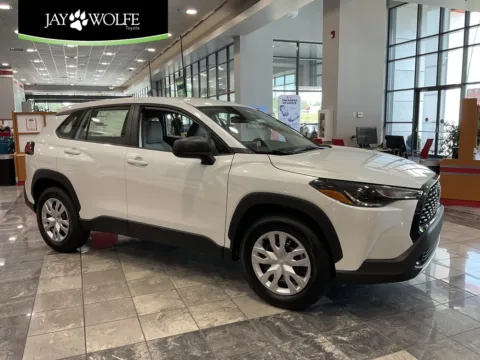 Unknown 2025 Toyota Corolla Cross L for sale in Kansas City, MO