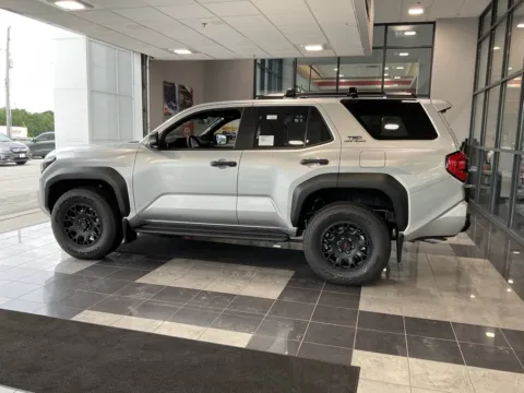 More photos of 2025 Toyota 4Runner TRD Off-Road Premium at Jay Wolfe Toyota, MO