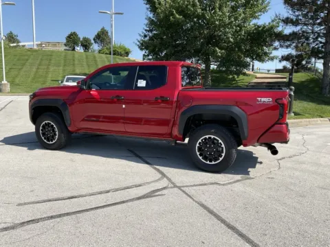 More photos of 2025 Toyota Tacoma TRD Off-Road at Jay Wolfe Toyota, MO