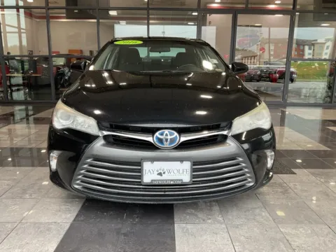 Photos of 2016 Toyota Camry Hybrid LE for sale in Kansas City, MO at Jay Wolfe Toyota