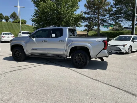 More photos of 2025 Toyota Tacoma TRD Sport at Jay Wolfe Toyota, MO