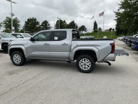 More photos of 2025 Toyota Tacoma SR5 at Jay Wolfe Toyota, MO