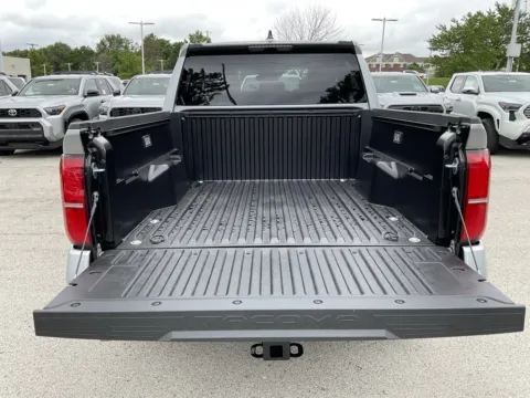 More photos of 2025 Toyota Tacoma SR5 at Jay Wolfe Toyota, MO