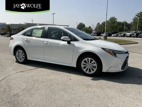 White 2025 Toyota Corolla Hybrid XLE for sale in Kansas City, MO