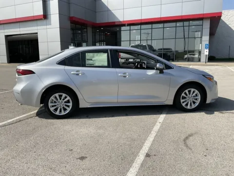 More photos of 2025 Toyota Corolla Hybrid XLE at Jay Wolfe Toyota, MO