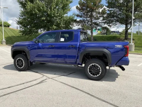 More photos of 2025 Toyota Tacoma TRD Off-Road at Jay Wolfe Toyota, MO