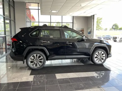 More photos of 2025 Toyota RAV4 Limited at Jay Wolfe Toyota, MO