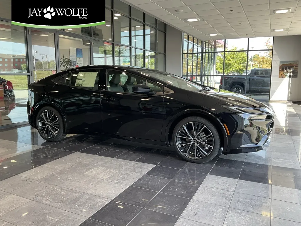Black 2026 Toyota Prius XLE for sale in Kansas City, MO