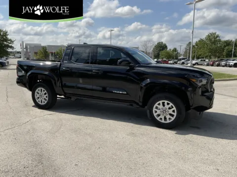 Black 2025 Toyota Tacoma SR5 for sale in Kansas City, MO