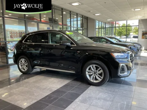 Black 2023 Audi Q5 45 S line Premium for sale in Kansas City, MO