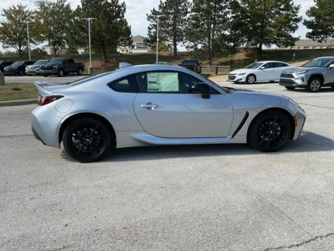 More photos of 2025 Toyota GR86 Premium at Jay Wolfe Toyota, MO